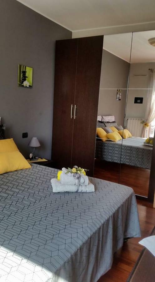 Sunflower House Ieo Ripamonti Apartment Милано Екстериор снимка