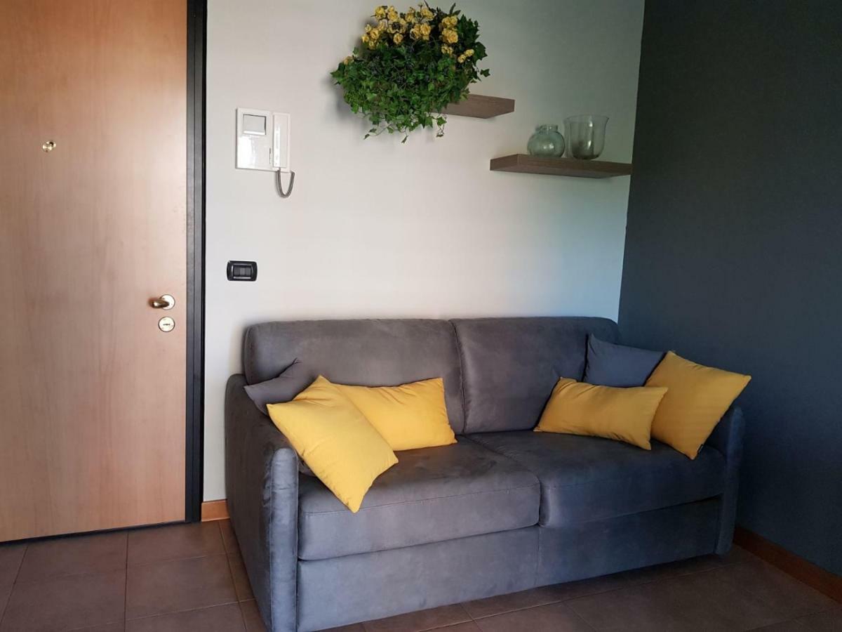 Sunflower House Ieo Ripamonti Apartment Милано Екстериор снимка